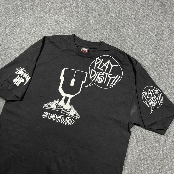 Stussy x Undefeated "Play Dirty" Black T-Shirt Mens Size XL #1009 - Picture 3 of 8